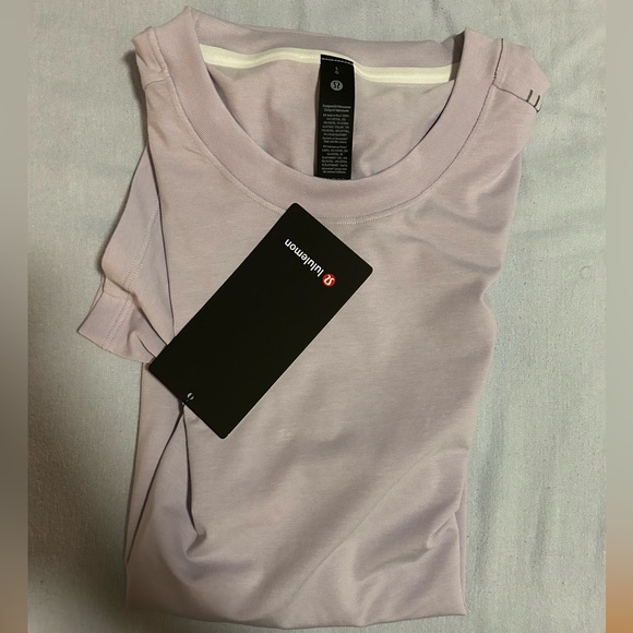 Lululemon short sleeve zeroed in shirt - Picture 1 of 6